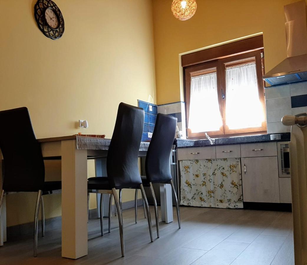 Ferienhaus Vivienda Turistica A Madanela